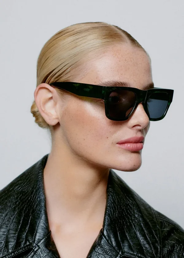 A. Kjaerbede Agnes Sunglasses - Dark Green Trans | Glasses