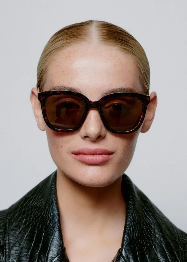 A. Kjaerbede Billy Sunglasses - Demi Tortoise | Glasses