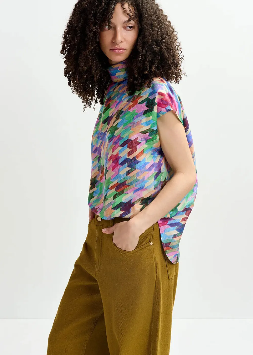 geraldine_silk_top_2.webp Essentiel Antwerp Geraldine Silk Top | Tops