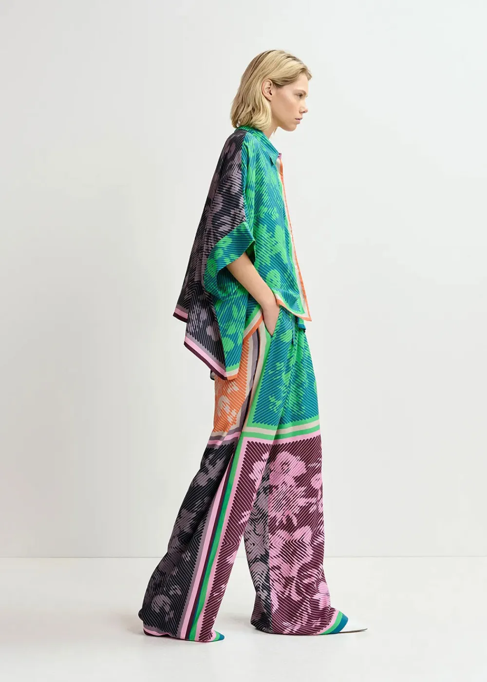 gretel_wide_leg_pants_3.webp Essentiel Antwerp Gretel Wide Leg Pants | Trousers