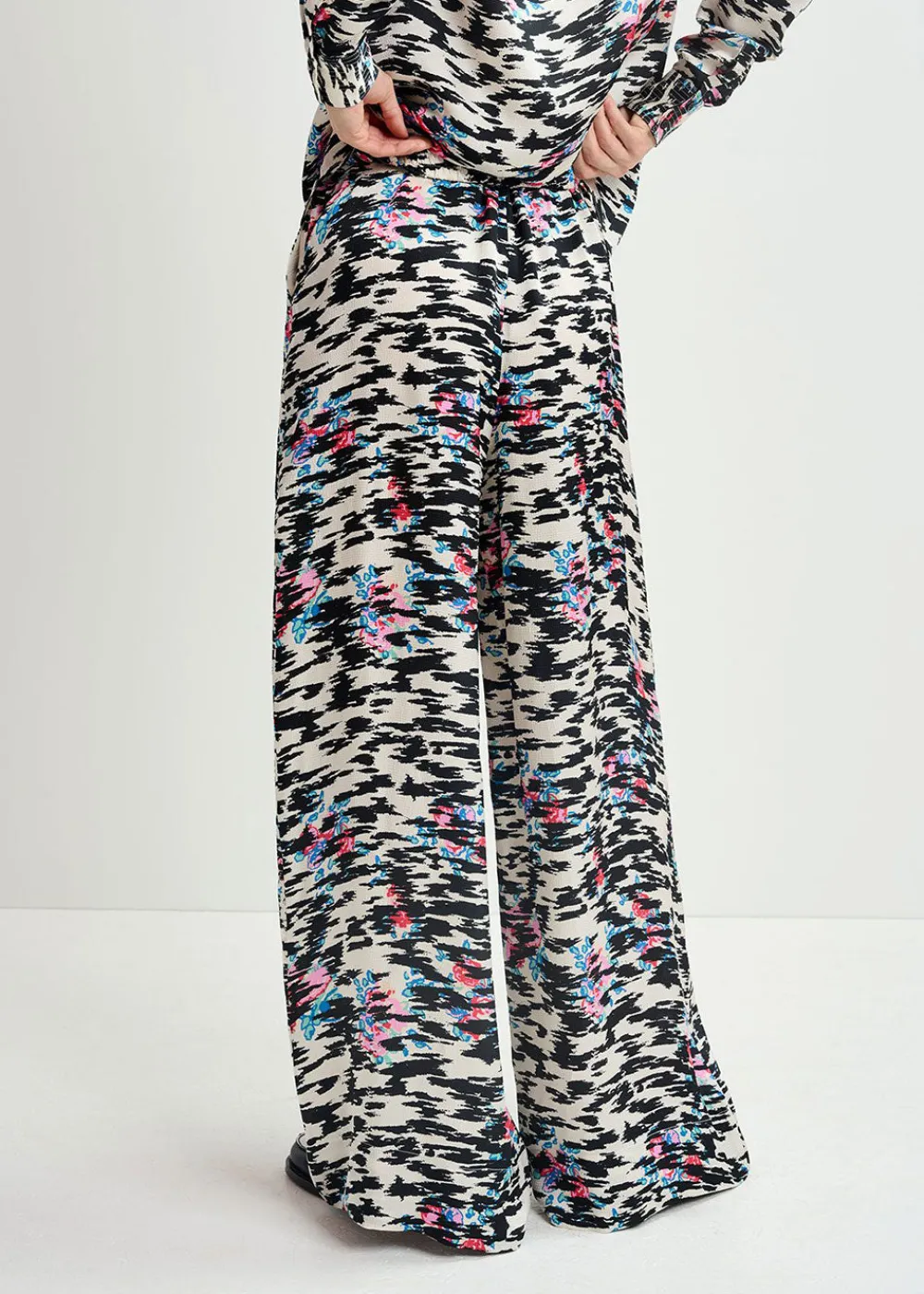 helena_pants_5.webp Essentiel Antwerp Helena Pants | Trousers