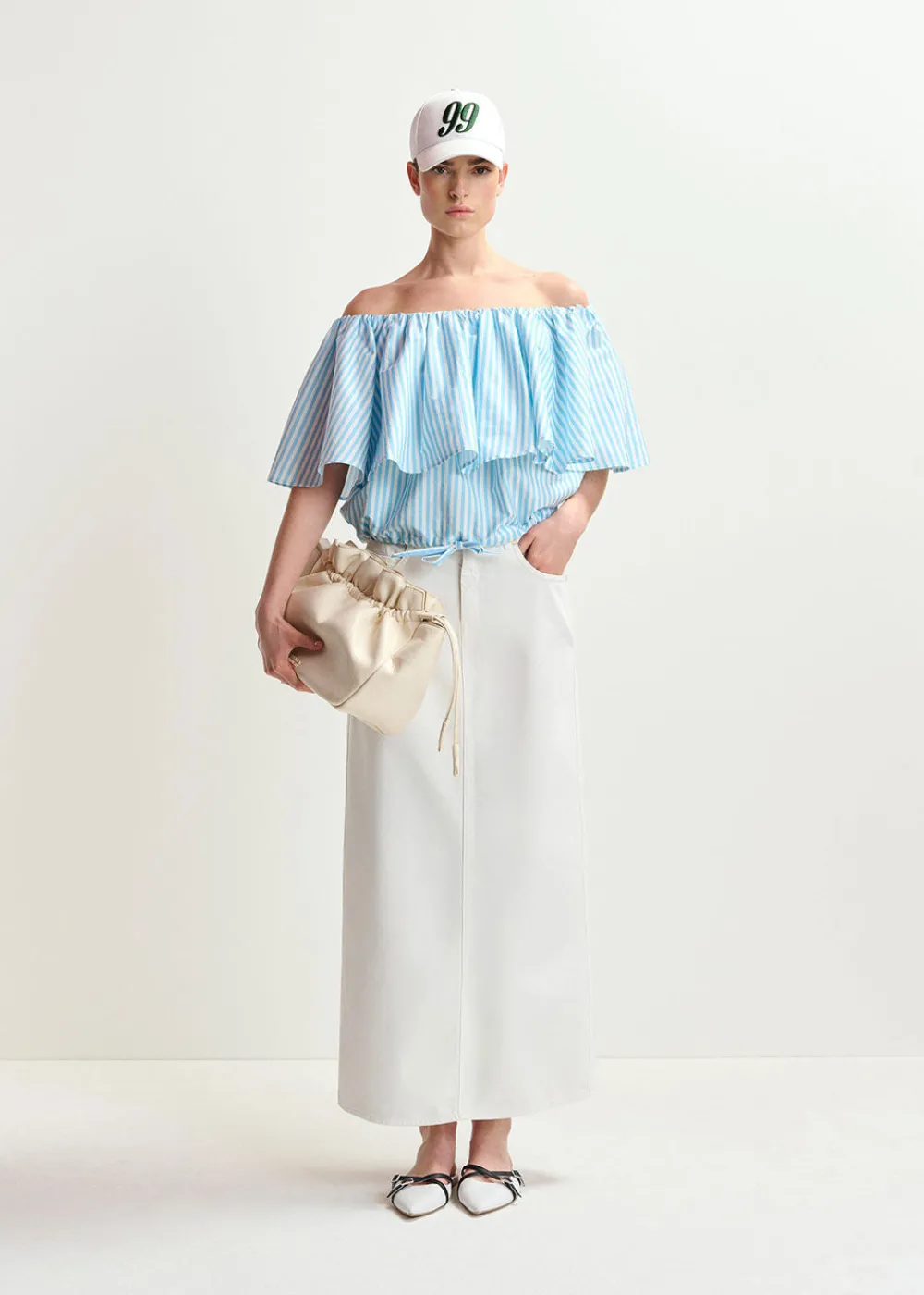 hevy_shoulder_bag__off_wh_2.webp Essentiel Antwerp Hevy Shoulder Bag - Off White | Bags
