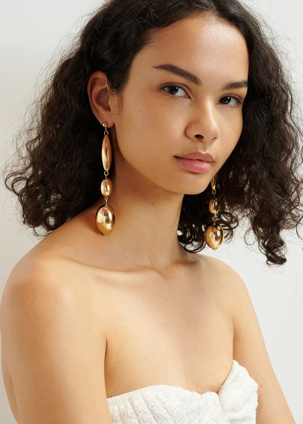 houps_gold_earrings_1.webp Essentiel Antwerp Houps Gold Earrings | Earrings