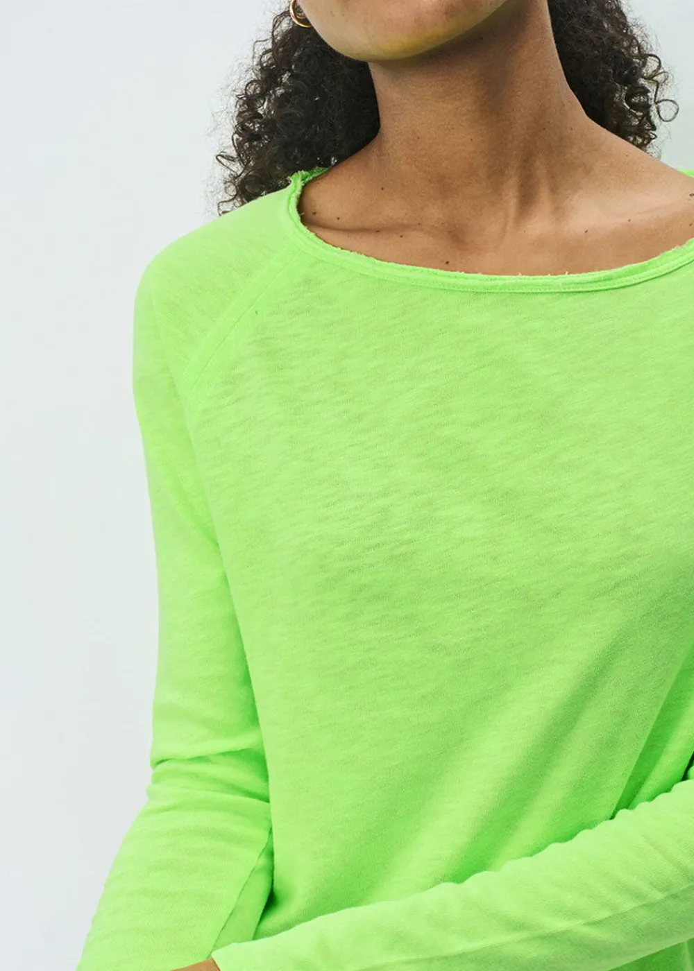 longsleeve_sonoma_boat_ne_2.webp American Vintage Long-Sleeve Sonoma Boat Neck T-Shirt - Fluo Apple | Tops