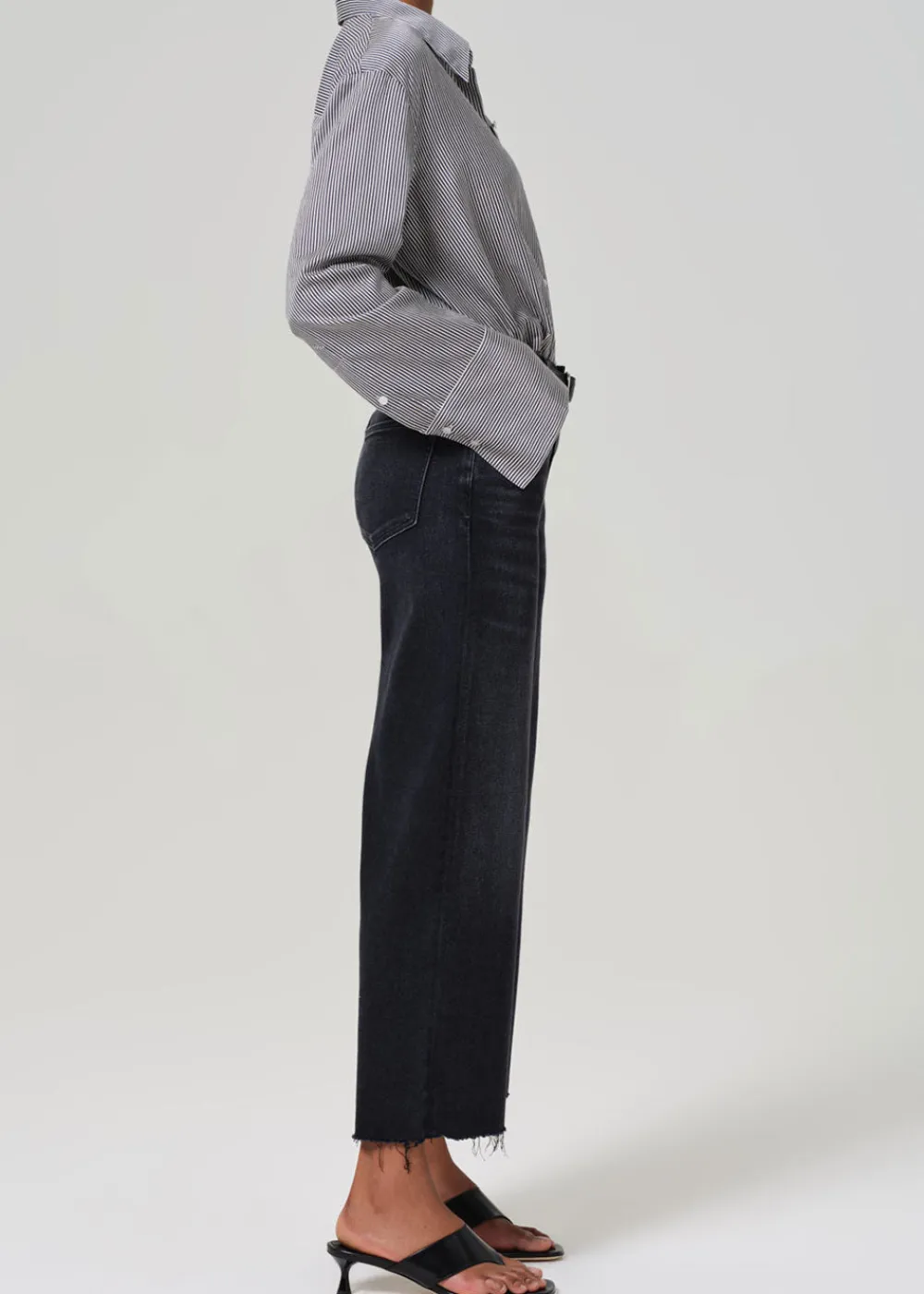 lyra_crop_jeans__medallio_2.webp Citizens of Humanity Lyra Crop Jeans - Medallion | Jeans