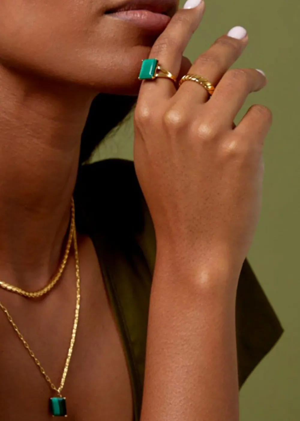 malachite_claw_set_ring_2.webp Orelia Malachite Claw Set Ring | Rings