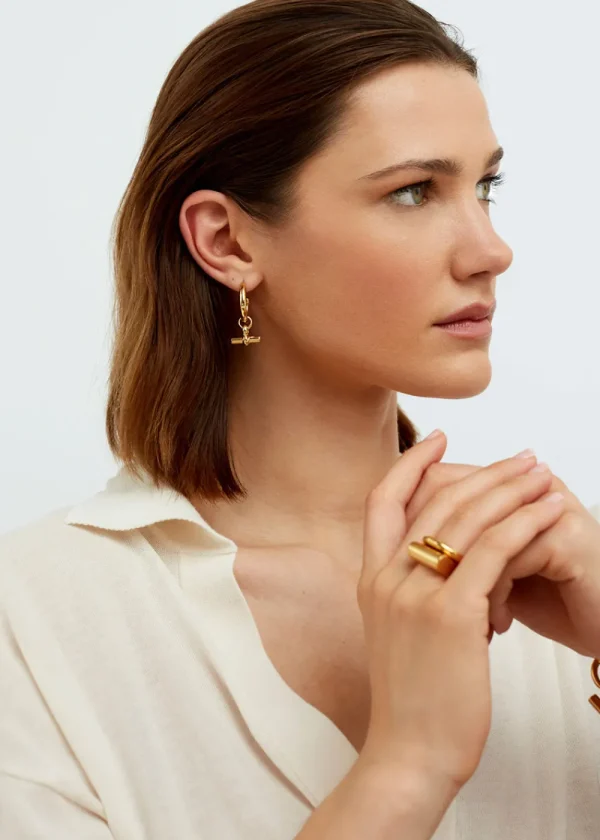 Tilly Sveaas Medium Gold T-Bar Earrings | Earrings