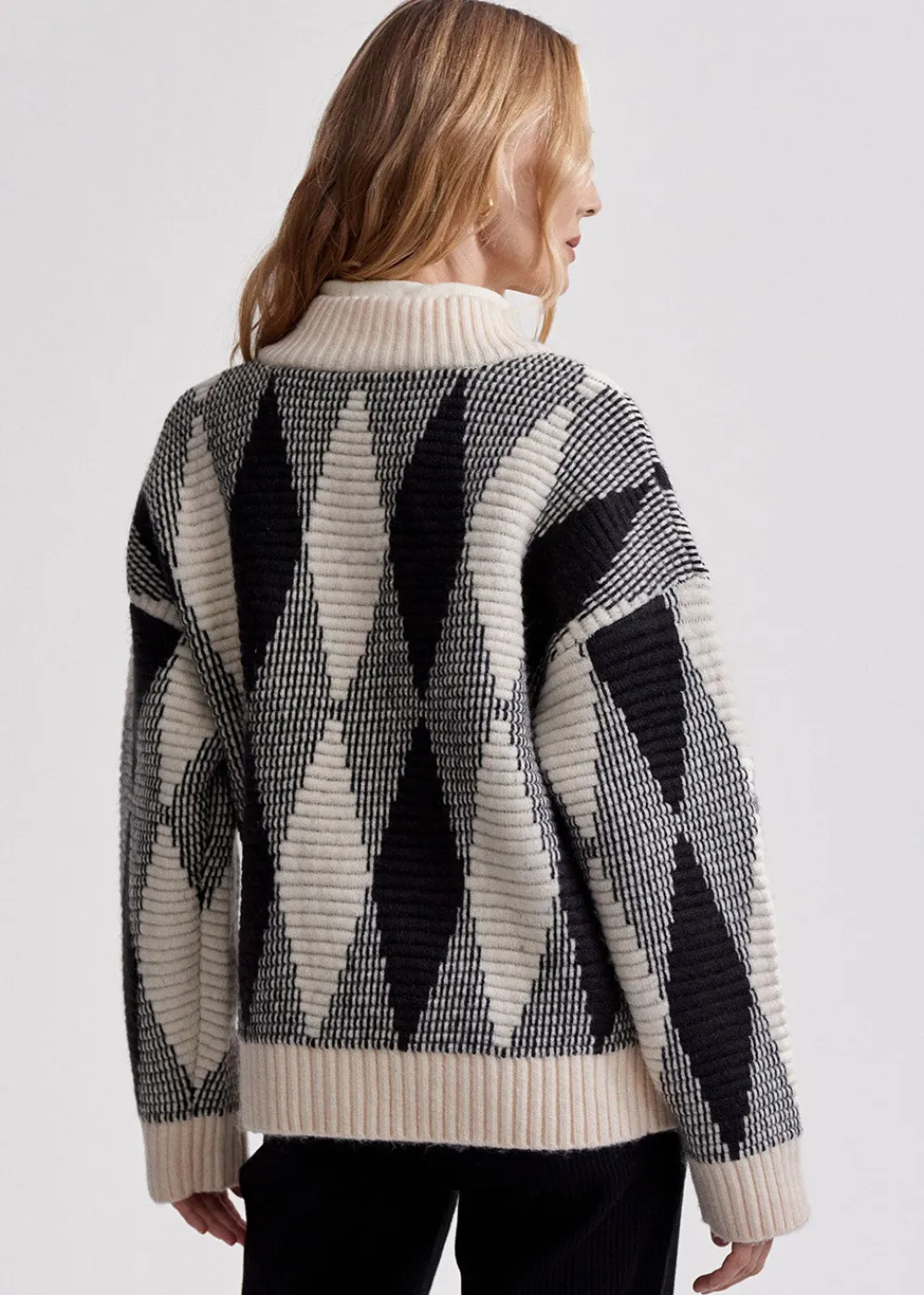 nancy_jacquard_knit_jacke_1.webp Varley Nancy Jacquard Knit Jacket | Coats & Jackets
