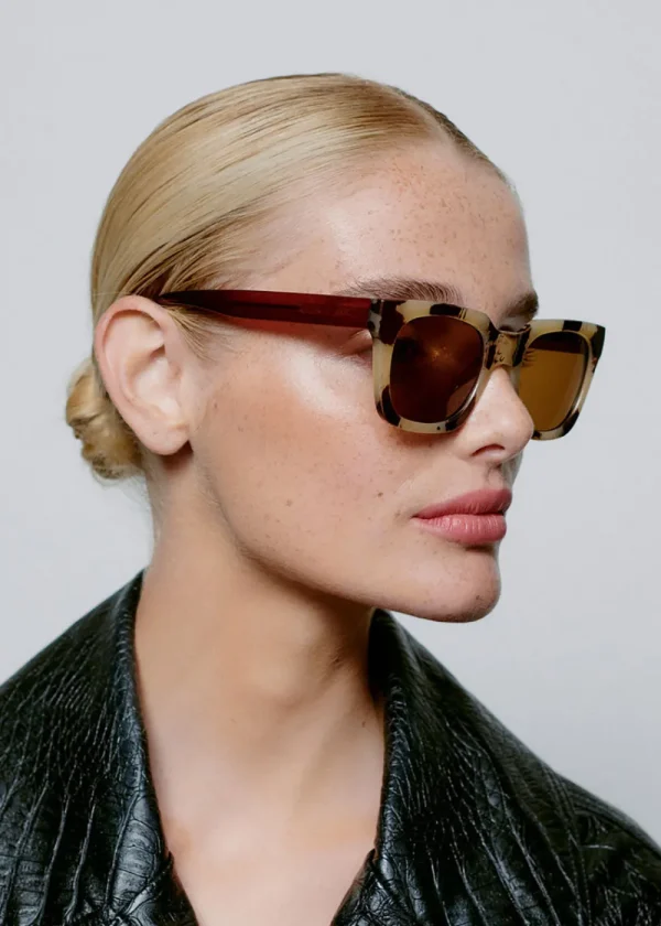 A. Kjaerbede Nancy Sunglasses - Hornet | Glasses