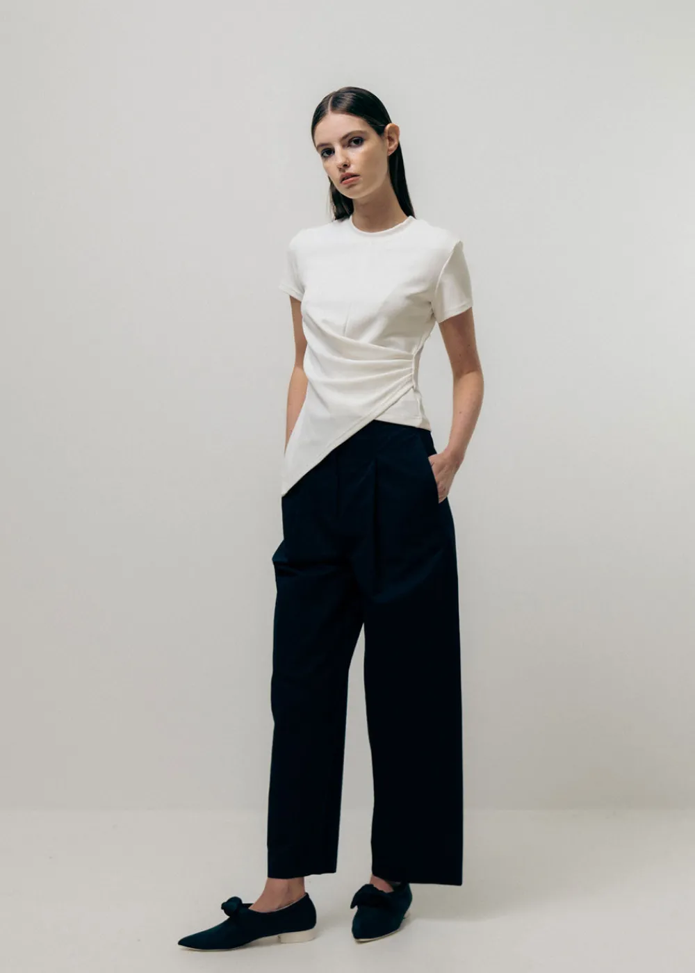 single_dart_trousers__bla_3.webp Emin and Paul Single Dart Trousers - Black | Trousers