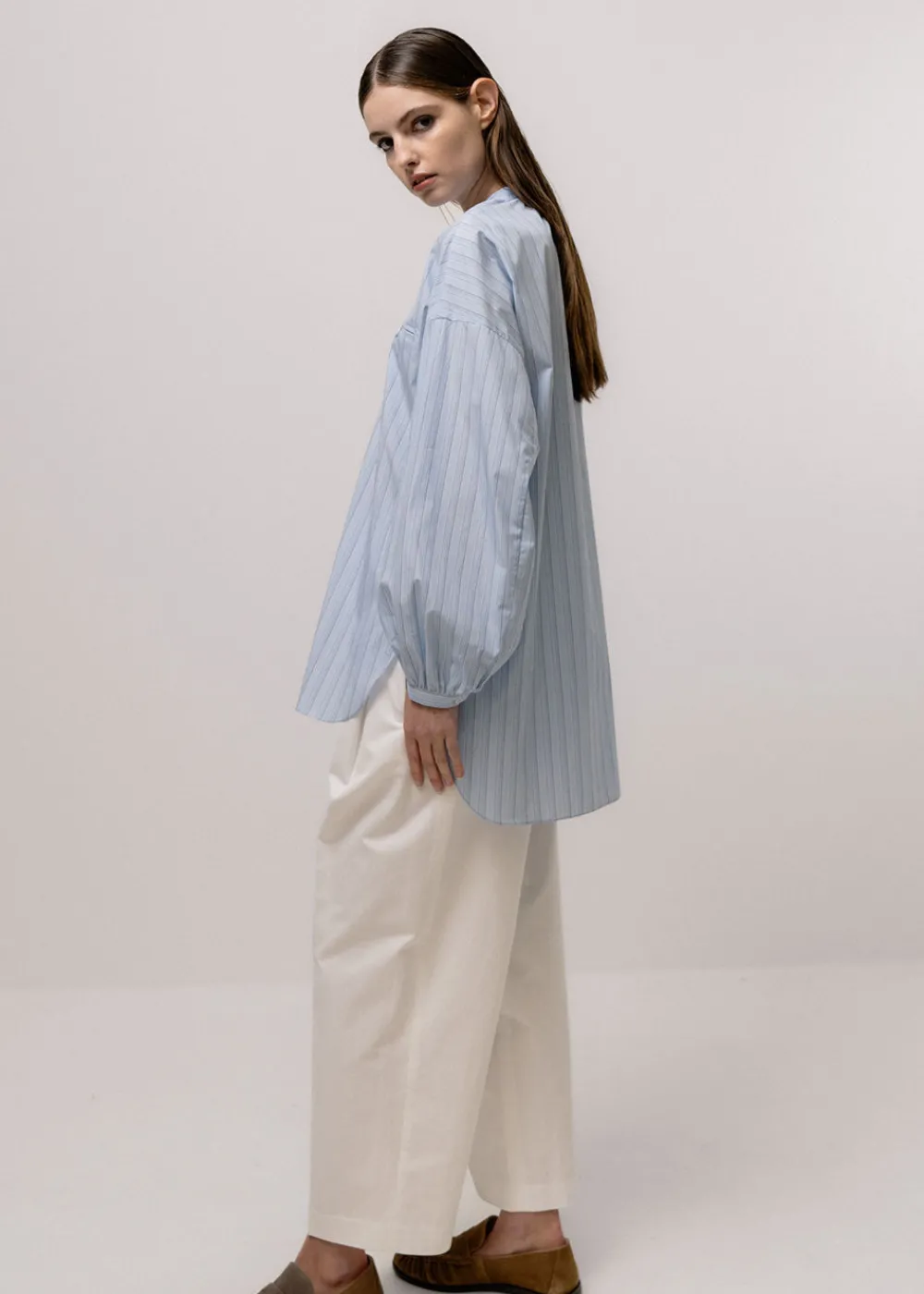 single_dart_trousers__whi_3.webp Emin and Paul Single Dart Trousers - White | Trousers