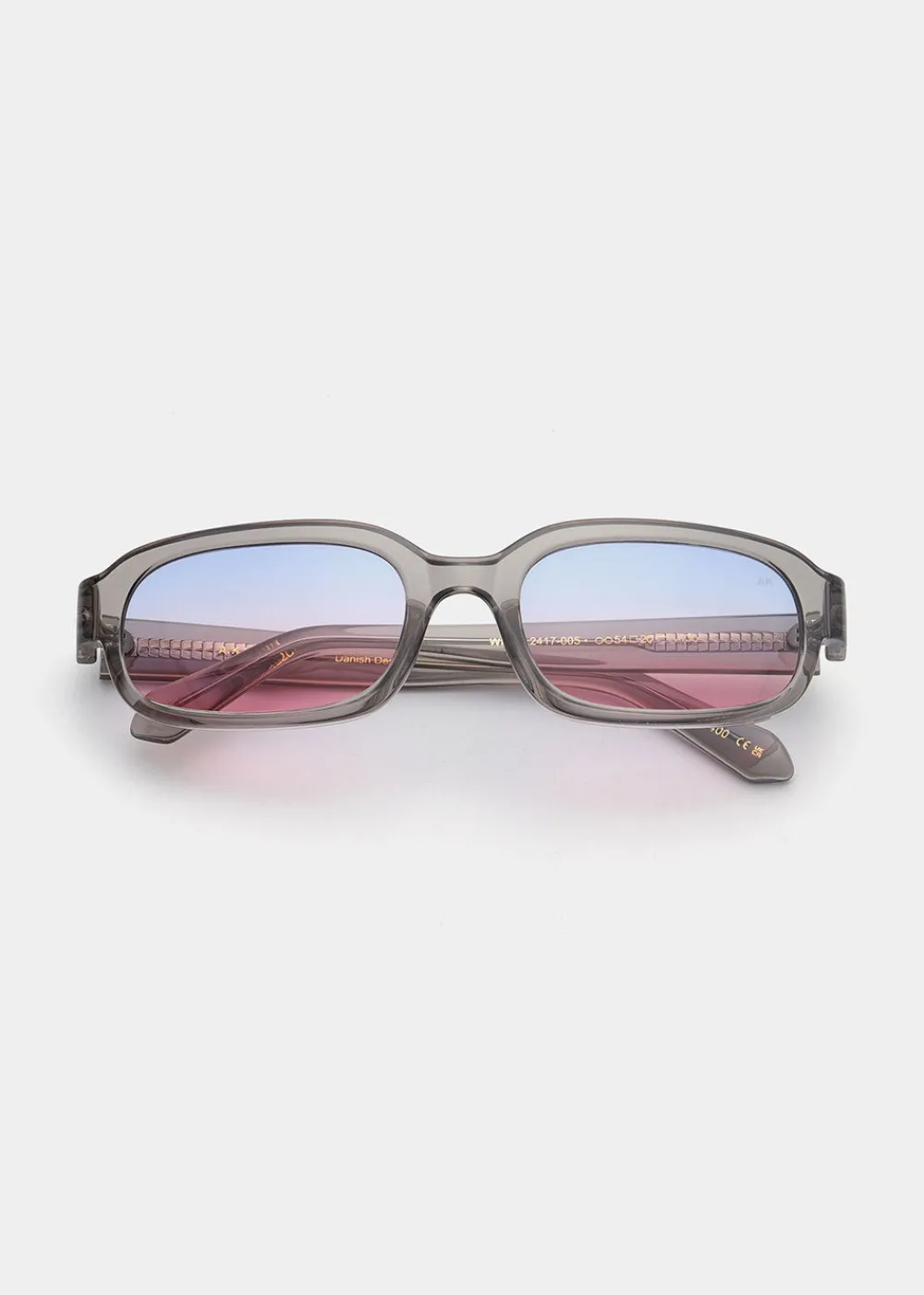 will_sunglasses__grey_tra_3.webp A. Kjaerbede Will Sunglasses - Grey Transparent | Glasses