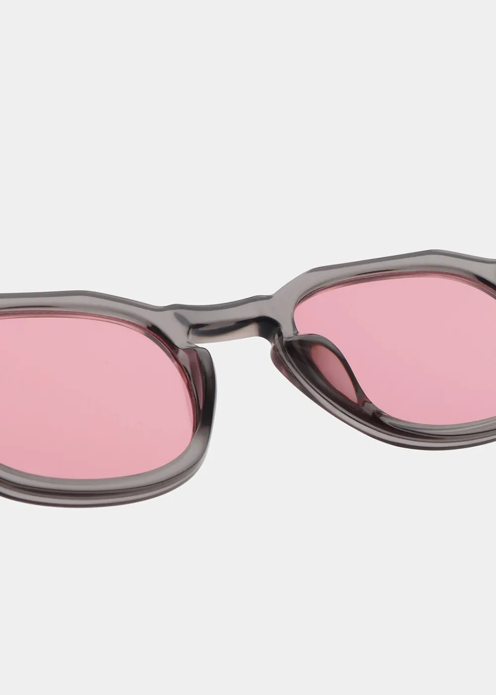 zan_sunglasses__grey_3.webp A. Kjaerbede Zan Sunglasses - Grey | Glasses